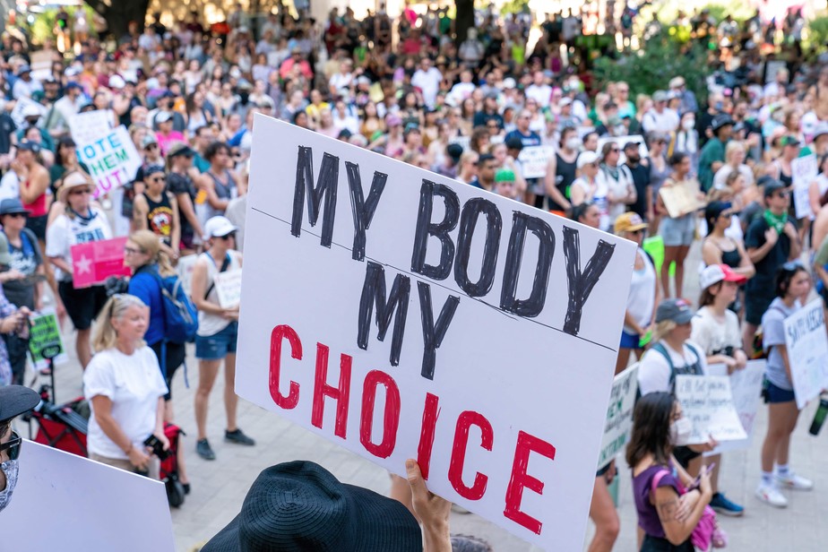 Ativistas em ato pró-aborto em Austin, Texas