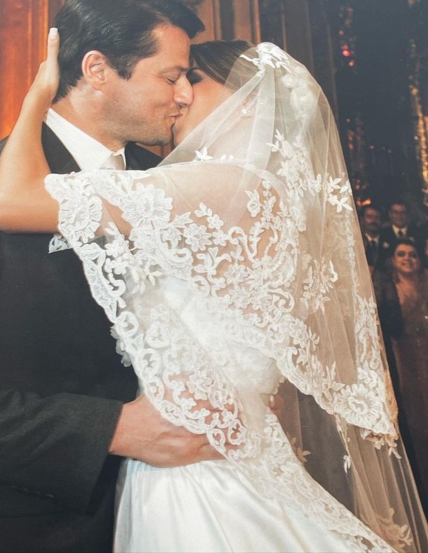 Marcelo Serrado e Roberta Fernandes se casaram em 2012 (Foto: Reprodução/Instagram)