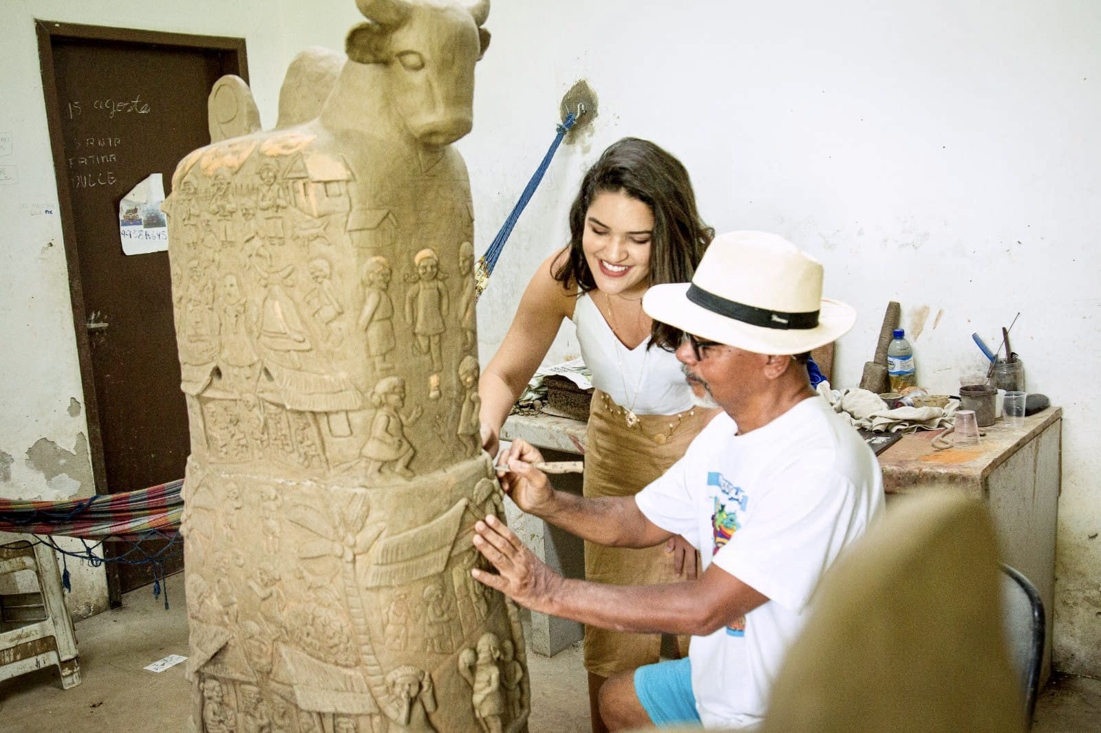 Mestre Artesão João das Alagoas tem histórias retratadas em livro