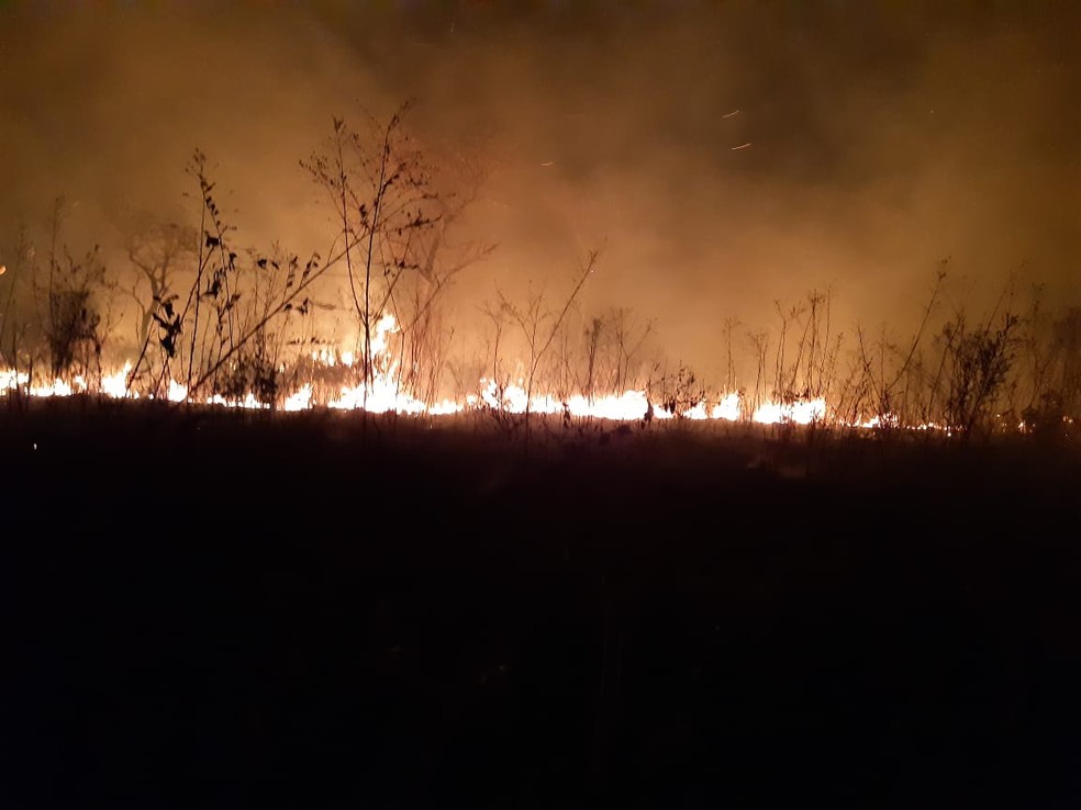 Fogo na terra indígena Krahô-kanela — Foto: Arquivo Pessoal