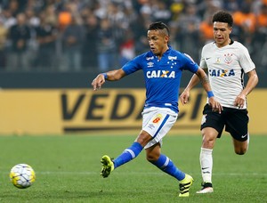 Sem tempo para lamentar o Brasileiro, Rafinha diz que foco é no Corinthians