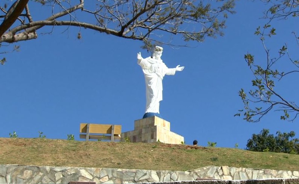 Morro do Cristo, em Pedreira — Foto: Reprodução/EPTV