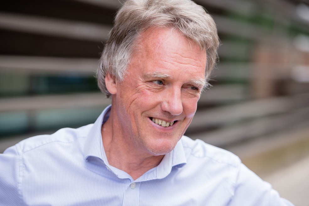 O cientista Peter Ratcliffe, um dos vencedores do prêmio nobel de Medicina deste ano. — Foto: Paul Wilkinson/Oxford University/Handout via Reuters