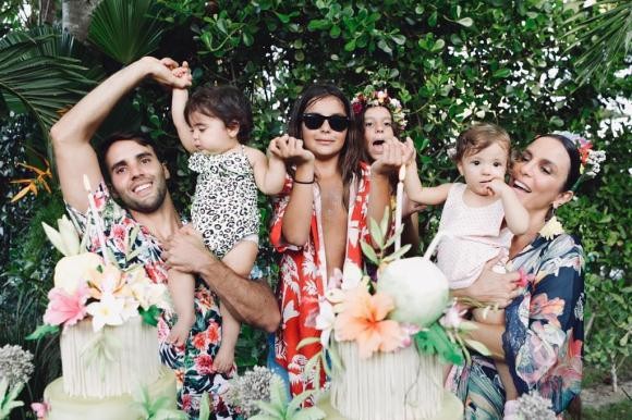 Ivete Sangalo em família: com o marido Daniel Cady e os filhos Marcelo, Helena e Marina (Foto: Reprodução/Instagram)