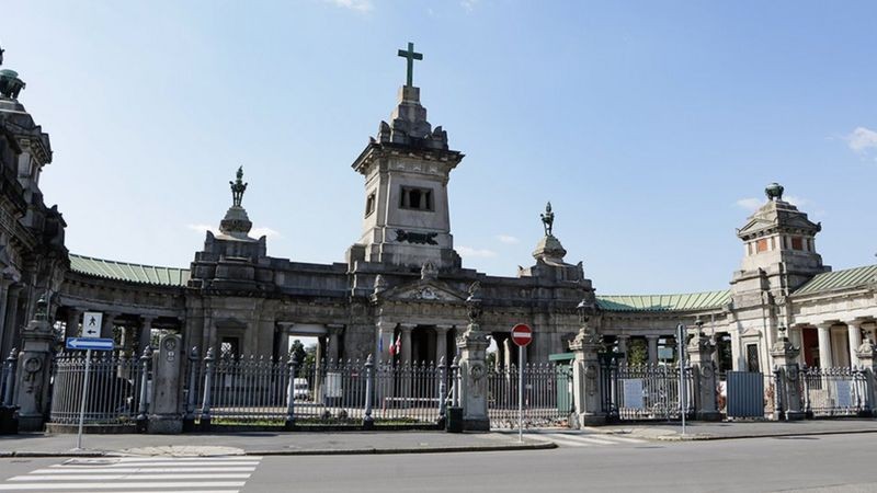 Os restos mortais de Evita ficaram escondidos em um cemitério de Milão por quase uma década e meia (Foto: Getty Images via BBC News)