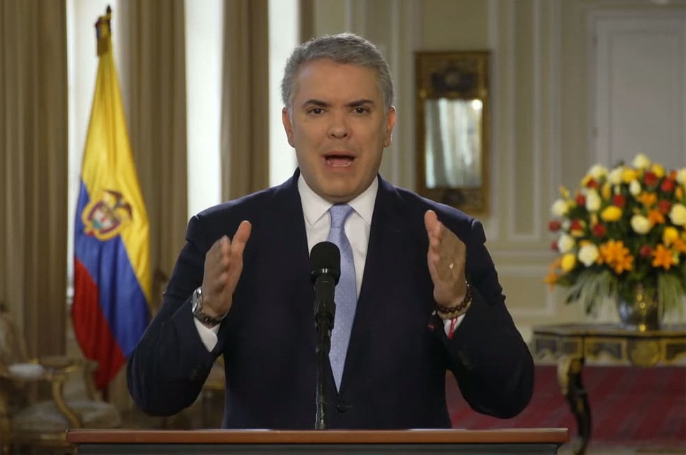 Iván Duque detalha ações contra lideranças das Farc que anunciaram volta à luta armada — Foto: Reprodução/Youtube/Presidência da Colômbia