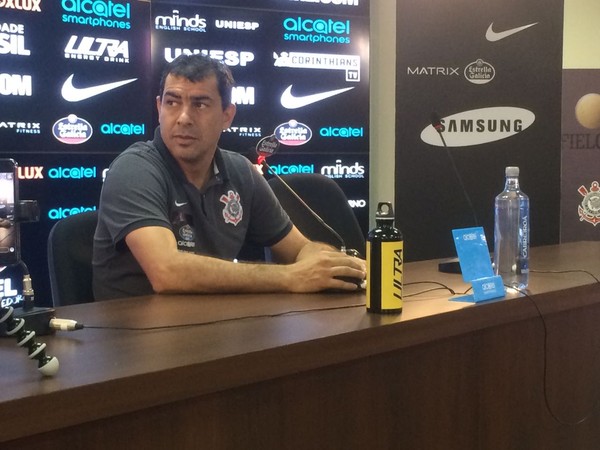 Carille pede paciência contra lanterna e define Corinthians: 