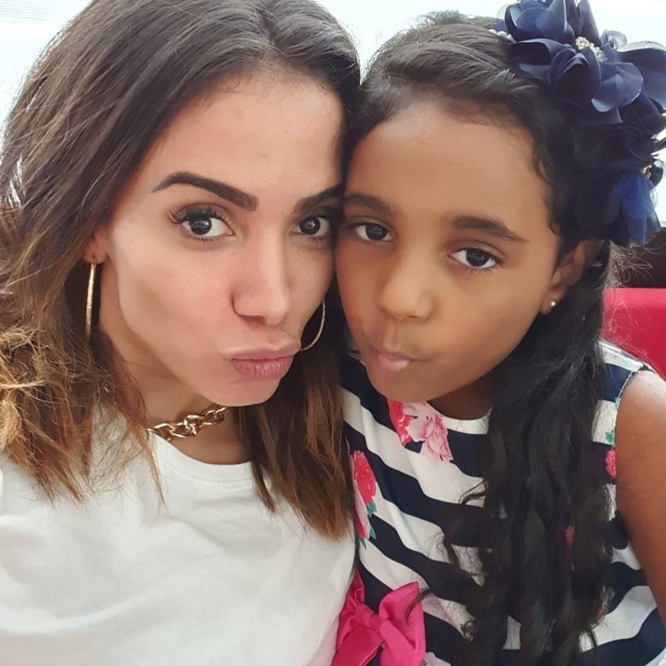 Anitta e a sobrinha, Letícia (Foto: Reprodução / Instagram)