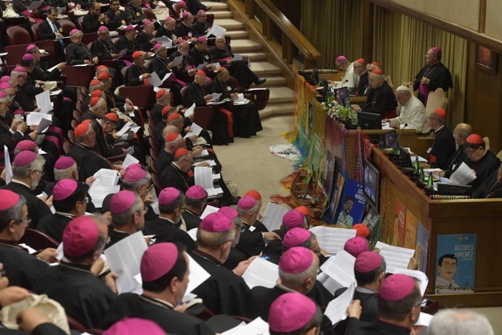 Encontro do Papa com bispos no encerramento do Sínodos — Foto: Vaticano/Divulgação