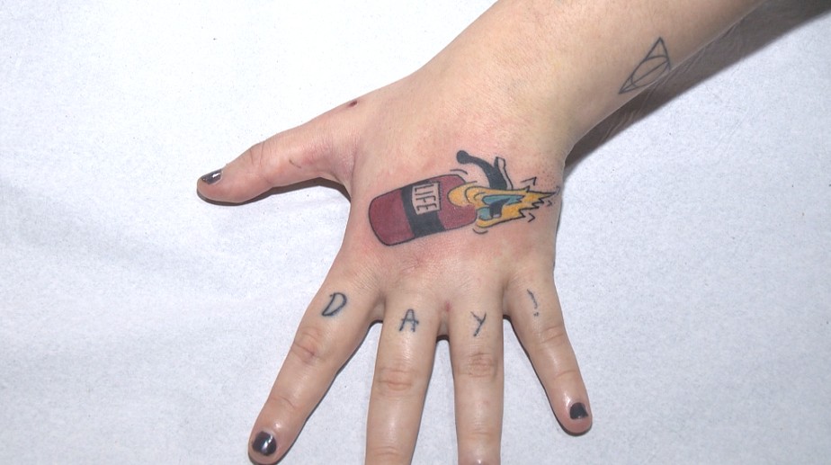 Antigad tatuagem de cadeia Ignorant Style Trash Tattoo Ou Tatuagem De Cadeia Conheca O Estilo Que Virou Febre Em Movimento Gshow