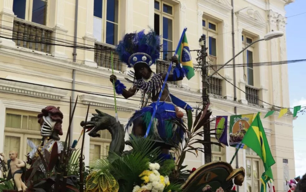 Em 2 de julho, baianos comemoram a expulsão das tropas portuguesas e a independência do Estado — Foto: Marisa Vianna/Arquivo Pessoal