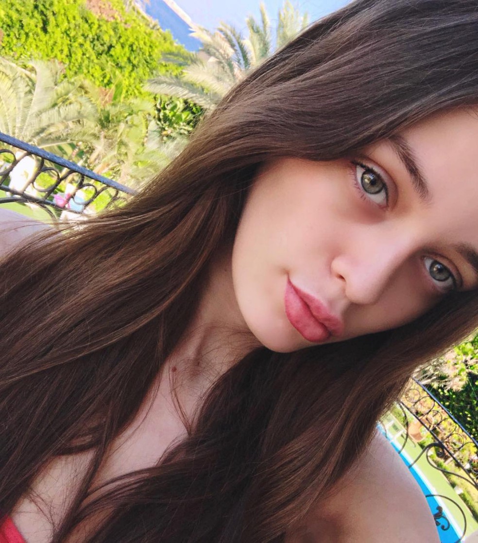 Félicité Tomlinson, mana de Louis do One Direction, morre aos 18 anos