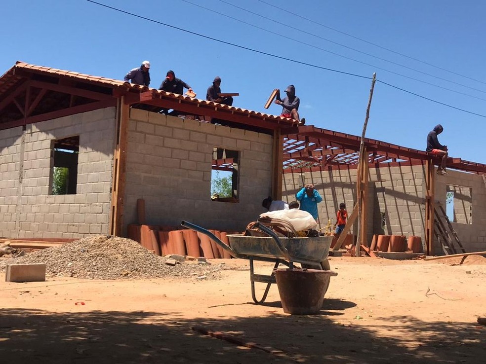 Contrução do Centro Comunitário na comunidade quilombola Lagoa das Emas, região da Serra da Capivara no PI — Foto: Divulgação Projeto Veredas