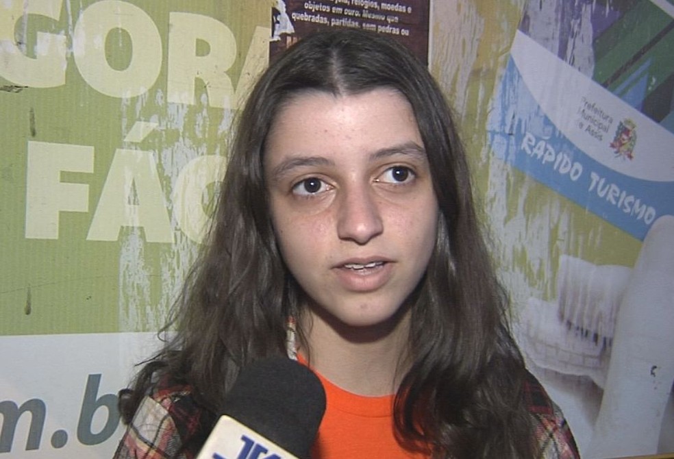 Estudante acredita que a falta segurança no transporte coletivo (Foto: Reprodução / TV TEM )