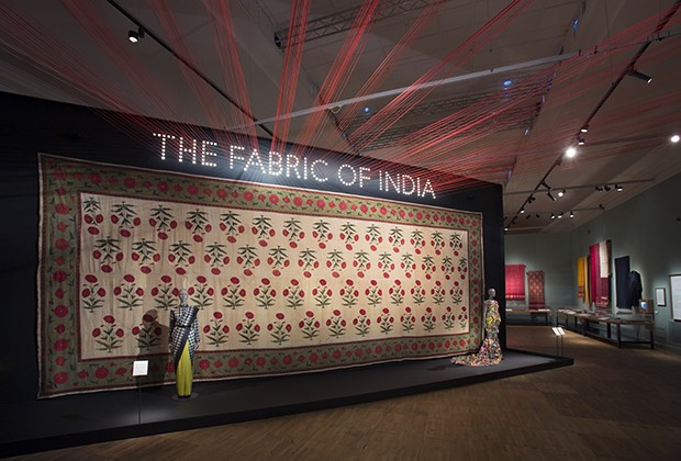 The entrance to the V&A’s Fabric of India exhibition  (Foto: Fabric of India Victoria & Albert Museum )