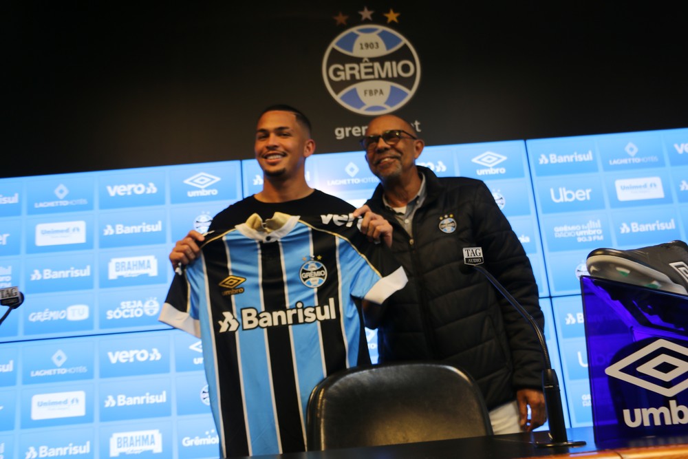 Luciano se vê no auge e explica opção pelo Grêmio: "Chega em todas"