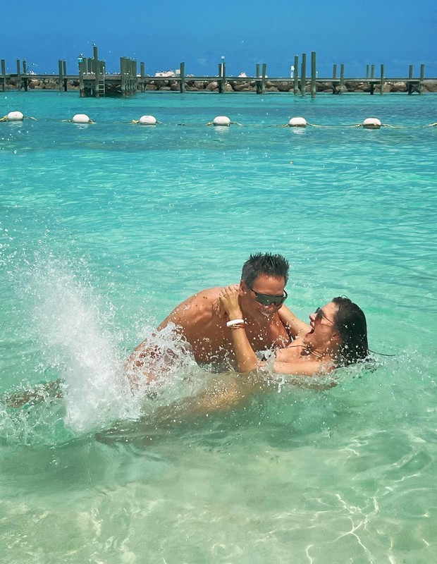 Alessandra Ambrosio e o namorado, Richard Lee (Foto: Reprodução/Instagram)