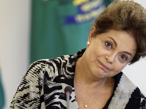 A presidente Dilma Rousseff, durante encontro com representantes da Confederação Nacional dos Trabalhadores na Agricultura (Contag) no Palácio do Planalto, em Brasília (Foto: Ueslei Marcelino/Reuters)