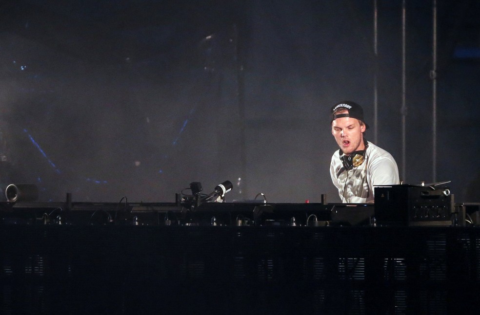 Avicii se apresenta no festival Summerburst, no estádio Ullevi em Gotemburgo, na Suécia, em 2015 (Foto: Bjorn Larsson Rosvall / Agência de Notícias TT / via Reuters)