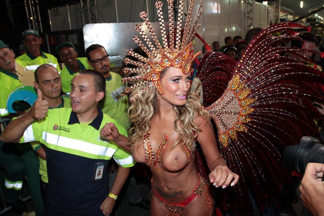 смотреть бразилия карнавал голые фото 69