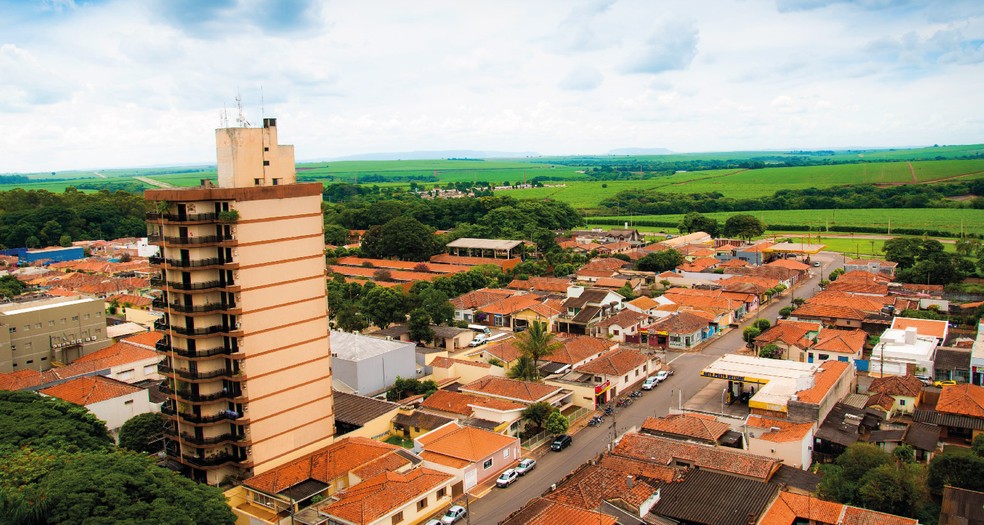 Vista a&eacute;rea de Iracem&aacute;polis: avan&ccedil;o &agrave; fase laranja do plano de flexibiliza&ccedil;&atilde;o da quarentena &mdash; Foto: Tuany Kempe