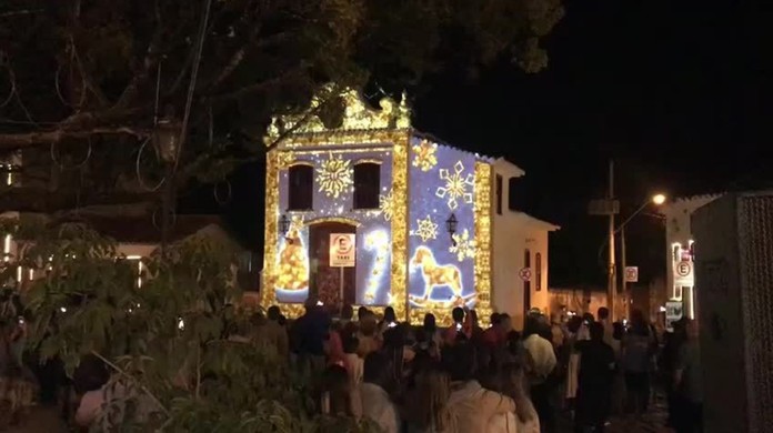 Tiradentes Tem Natal Com Projecao De Imagens Na Fachada Da Igreja De Bom Jesus Da Pobreza Minas Gerais G1