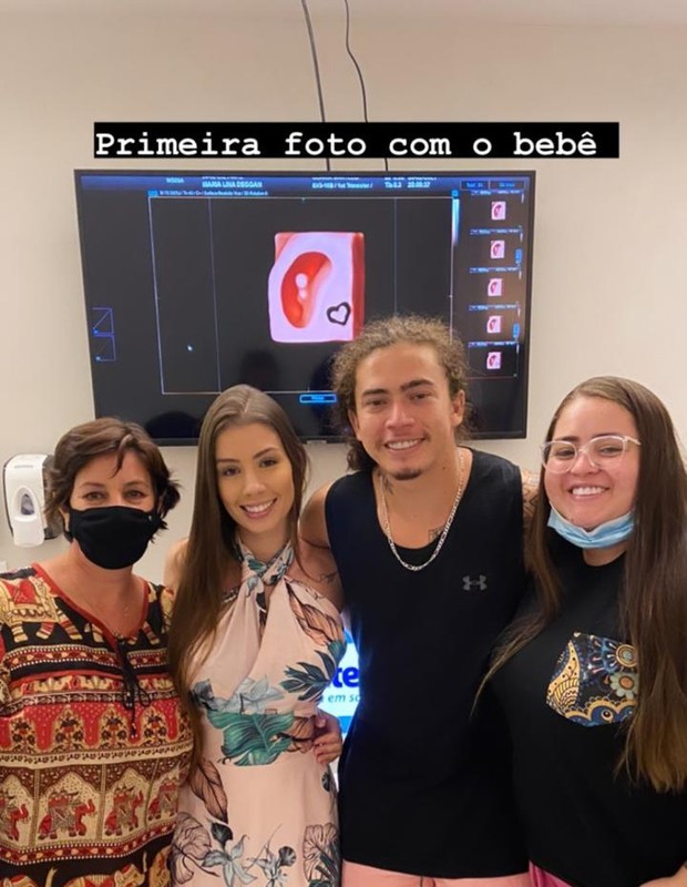 Família vê ultrassom do filho de Whindersson Nunes e Maria Lina (Foto: Reprodução/Instagram)