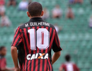 marcos guilherme atlético-pr grêmio brasileiro (Foto: Gustavo Oliveira/site Atlético-PR)