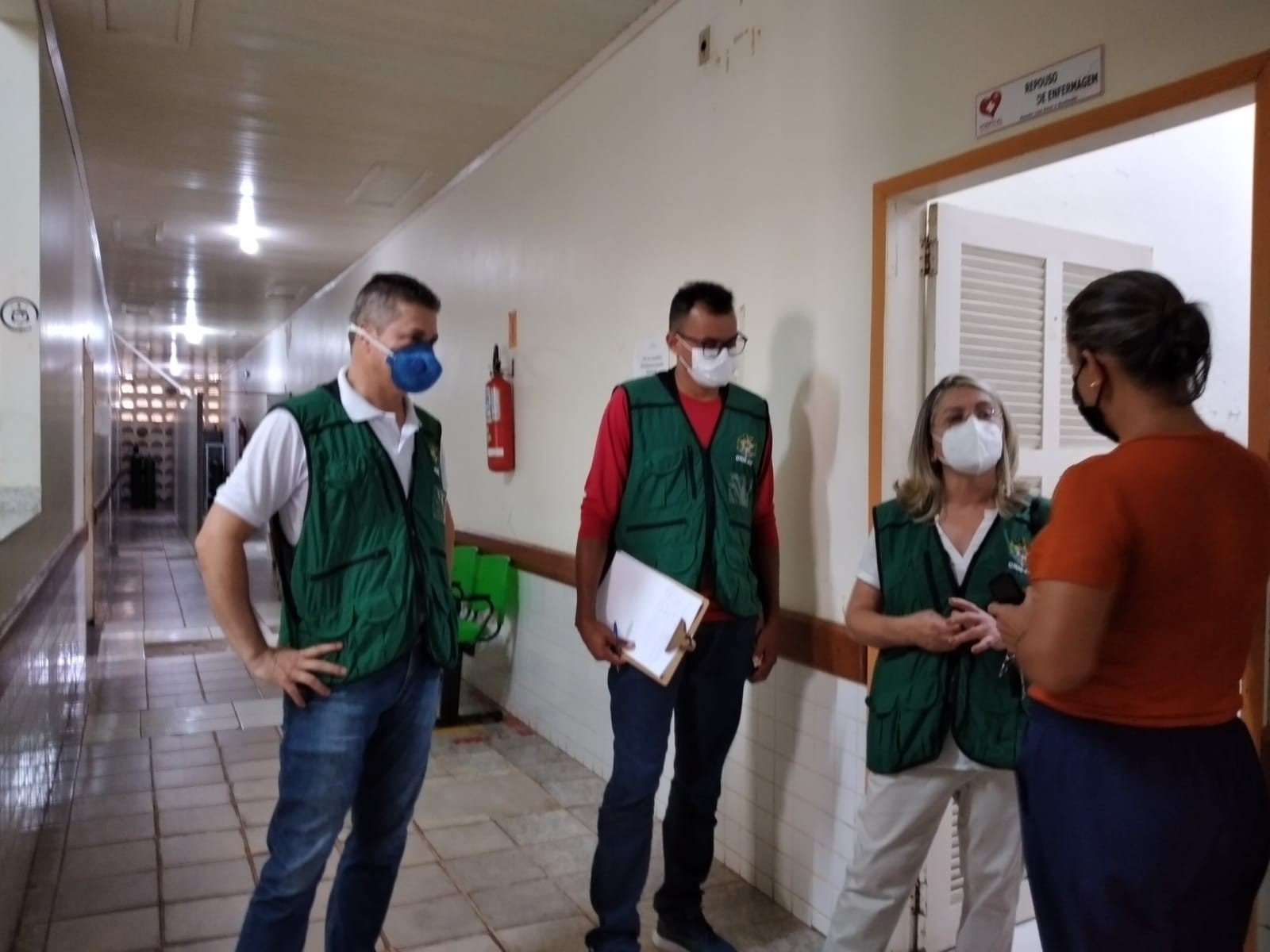 CRM-AC encontra pacientes Covid e emergenciais dividindo mesma sala com grávidas no hospital de Sena Madureira