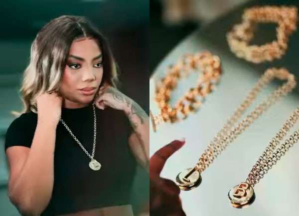 Ludmilla aparece escolhendo colar com a inicial B, de Mc Beyoncé, em anúncio de novo single  (Foto: Reprodução/Instagram)