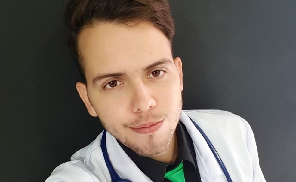Médico identificado como Flávio Vicente de Andrade Filho morreu em acidente na PE-170, em Canhotinho — Foto: Arquivo pessoal