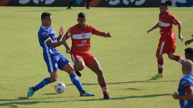 Goianésia x CRB