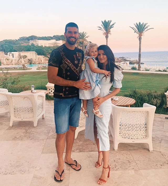 Alisson Bekcer curte férias com a família na Itália (Foto: Reprodução / Instagram)