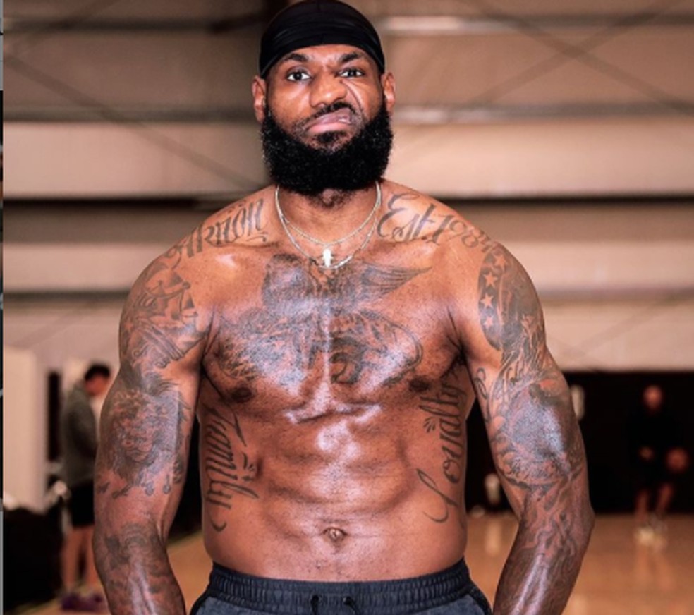 Preparo fÃ­sico de LeBron aos 35 impressiona, mas astro diz: 