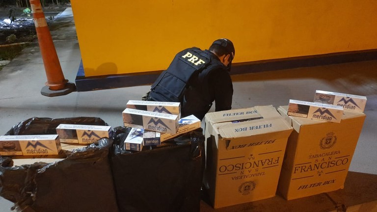 Polícia apreende carga de cigarros contrabandeados em Itabaiana 