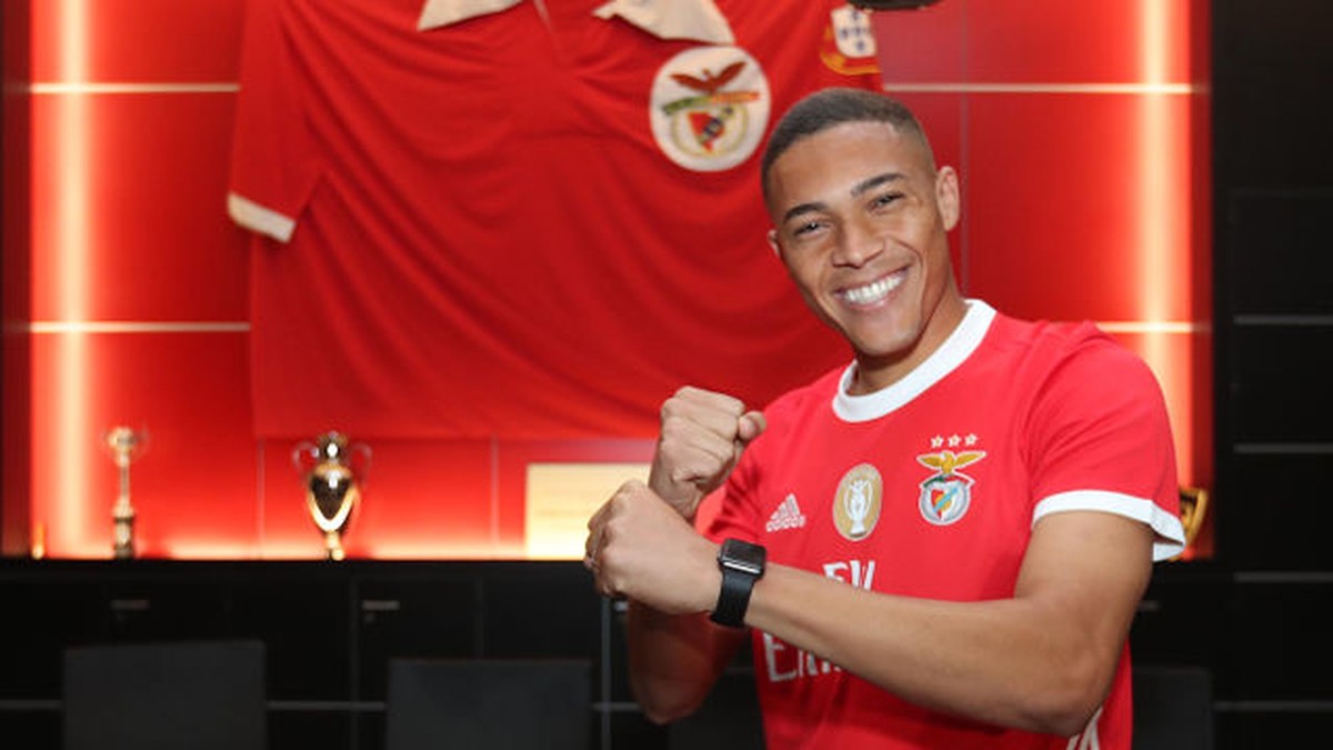 Benfica Contrata Atacante Carlos Vinicius Ex Zagueiro Da Base Do Palmeiras Futebol Portugues Ge