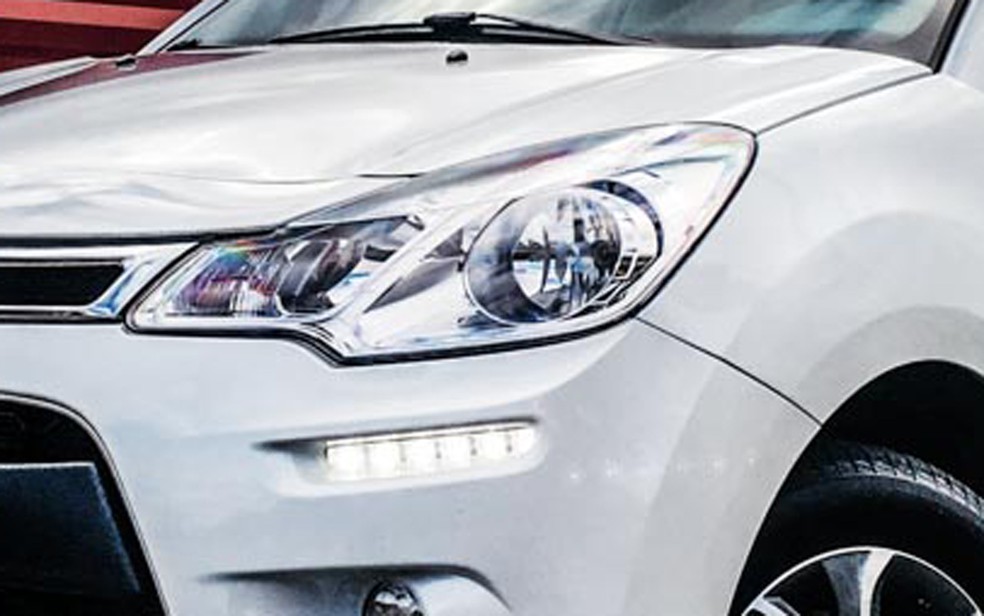 Luz diurna de LED será aceita como farol baixo em rodovias de dia | Auto  Esporte | G1