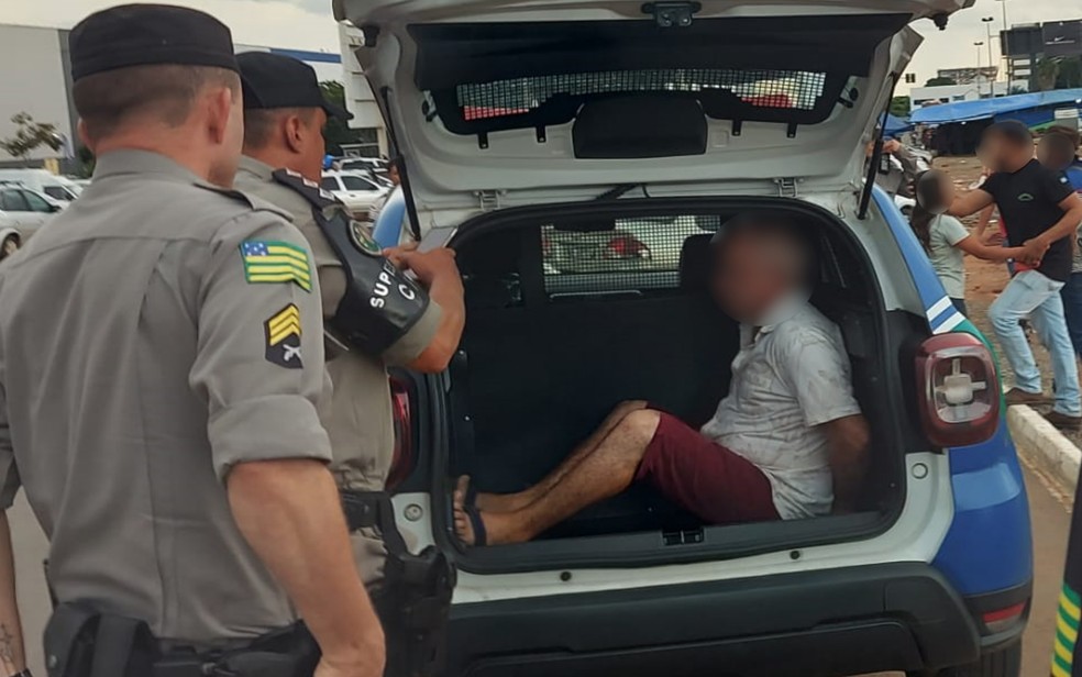 Feirante preso suspeito de estuprar criança que vendia doce — Foto: Reprodução/TV Anhanguera
