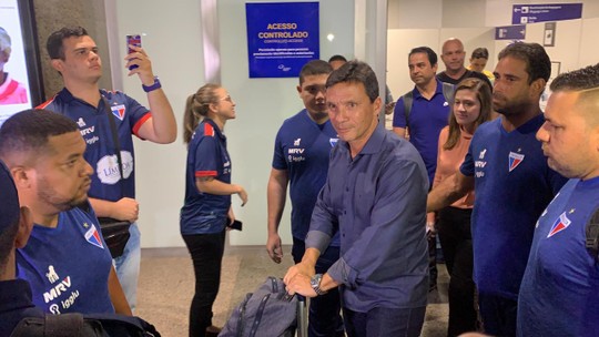 Resultado de imagem para ZÃ© Ricardo destaca desafio de substituir Ceni no Fortaleza e se diz firme: "NÃ£o hÃ¡ lugar melhor"