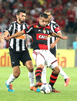 Datolo e Canteros, Flamengo X Atlético-mg (Foto: Marcos de Paula / Agência estado)