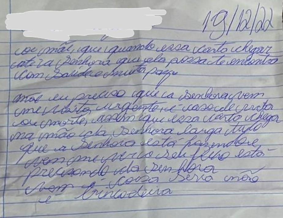 Carta em que o detento pede para que a mãe vá visitá-lo pessoalmente e com urgência