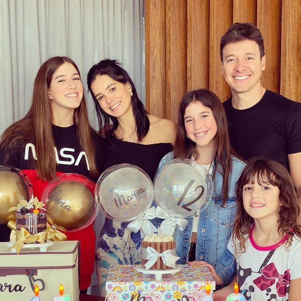 Vera Viel e Rodrigo Faro comemoram aniversário das filhas (Foto: Reprodução/Instagram)