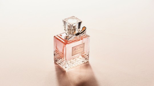 Esquenta para Black Friday tem perfumes femininos importados famosos com desconto; veja seleção