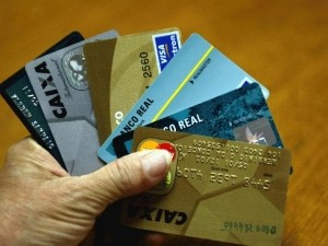 cartão de crédito_cartão_bancos_conta bancária_contas_crédito_consumidor (Foto: Agência Brasil)