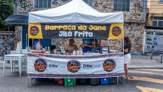 O jiló frito da Barraca da Jane faz sucesso na Feira das Yabás, em Madureira — Foto: Divulgação