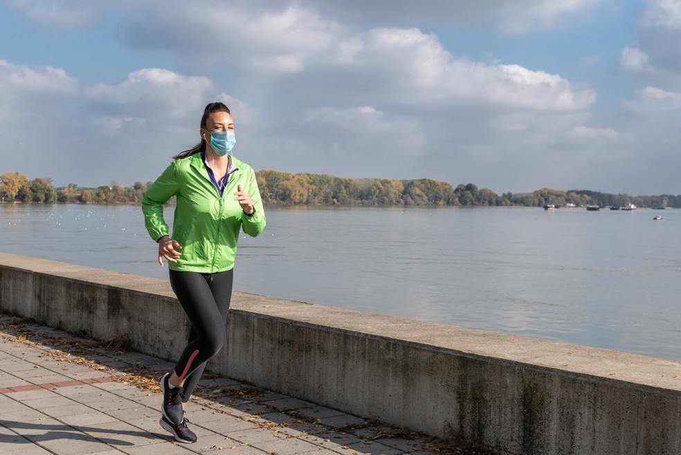 Prática de exercícios físicos se torna ainda mais essencial durante a pandemia — Foto: Istock Getty Images