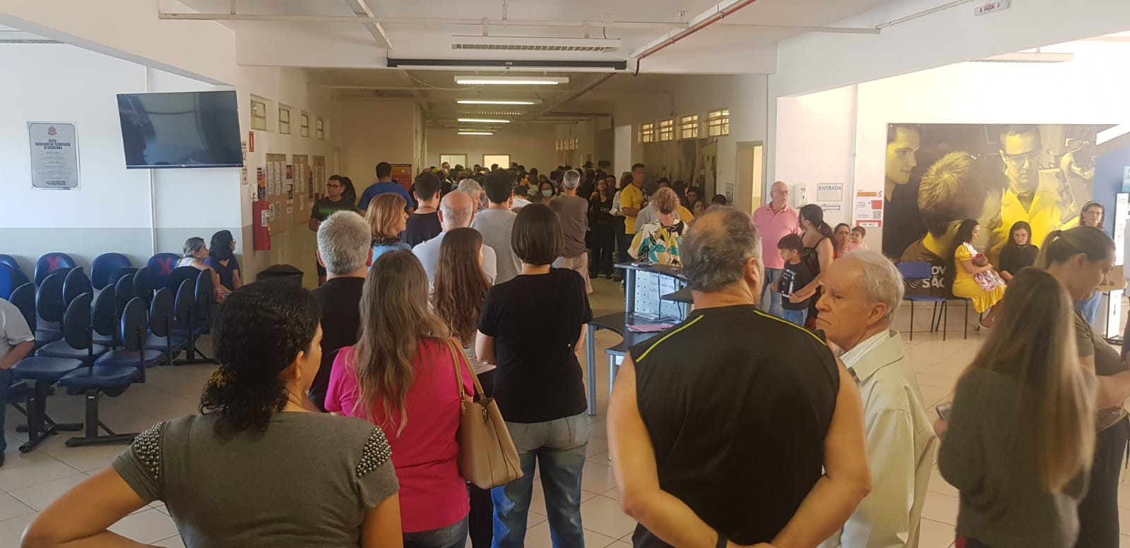 Filas, santinhos e urna colada: veja como foi o dia de votação nas regiões de Sorocaba e Jundiaí