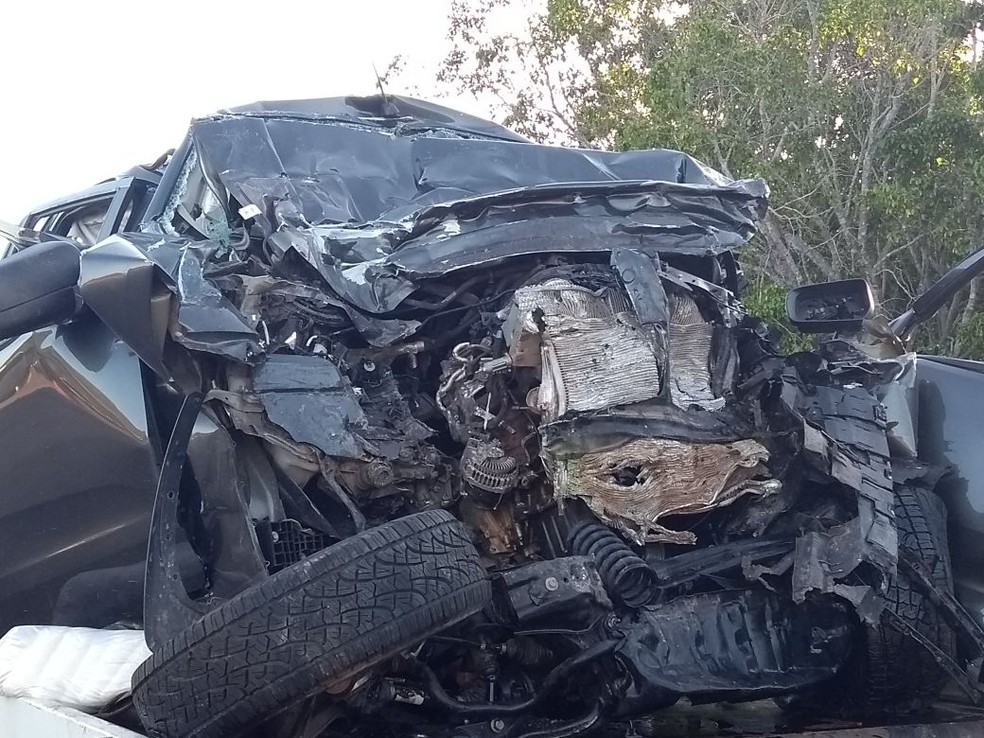 Três pessoas morreram no acidente em Gurupi (Foto: Débora Ciany/TV Anhanguera)