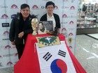 Com a seleção em Foz, 'sul-coreanos paraguaios' dividem a torcida na Copa