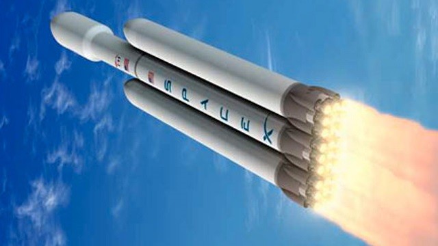 O foguete Falcon Heavy, evolução do bem-sucedido Falcon 9, da empresa de MuskDivulgação